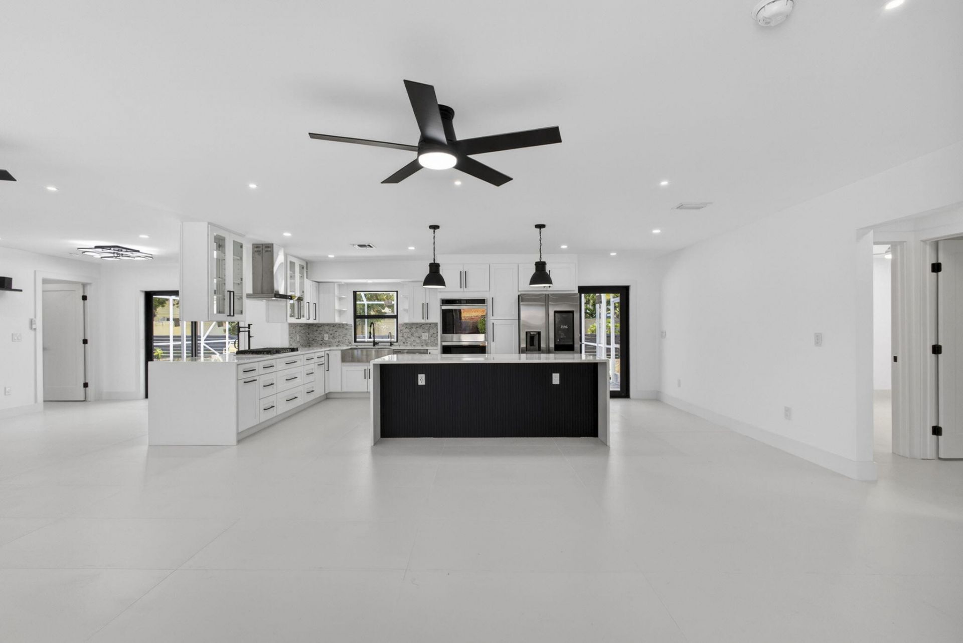 8111 W Lake Drive, Lake Clarke Shores, FL 33406 Photo