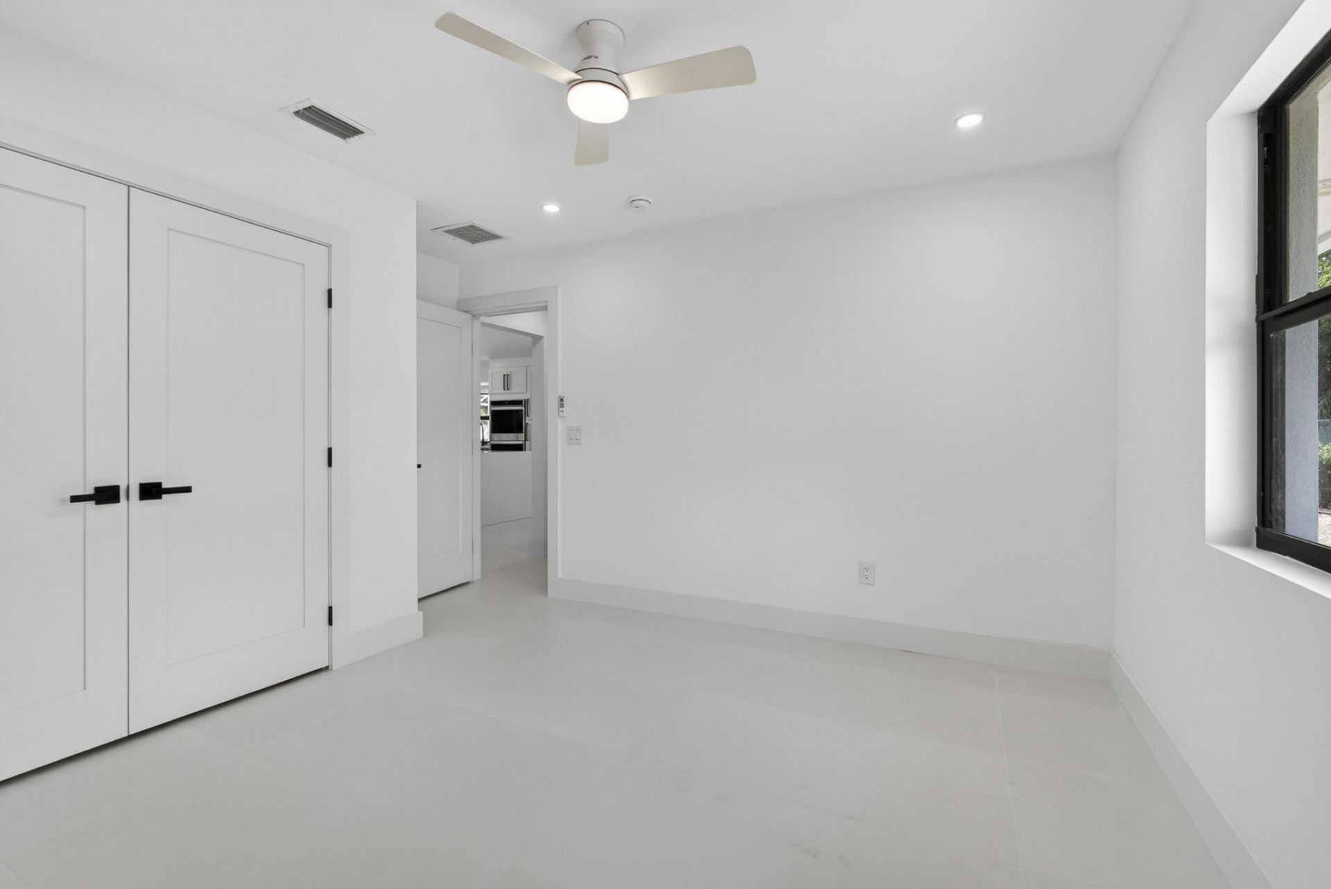8111 W Lake Drive, Lake Clarke Shores, FL 33406 Photo