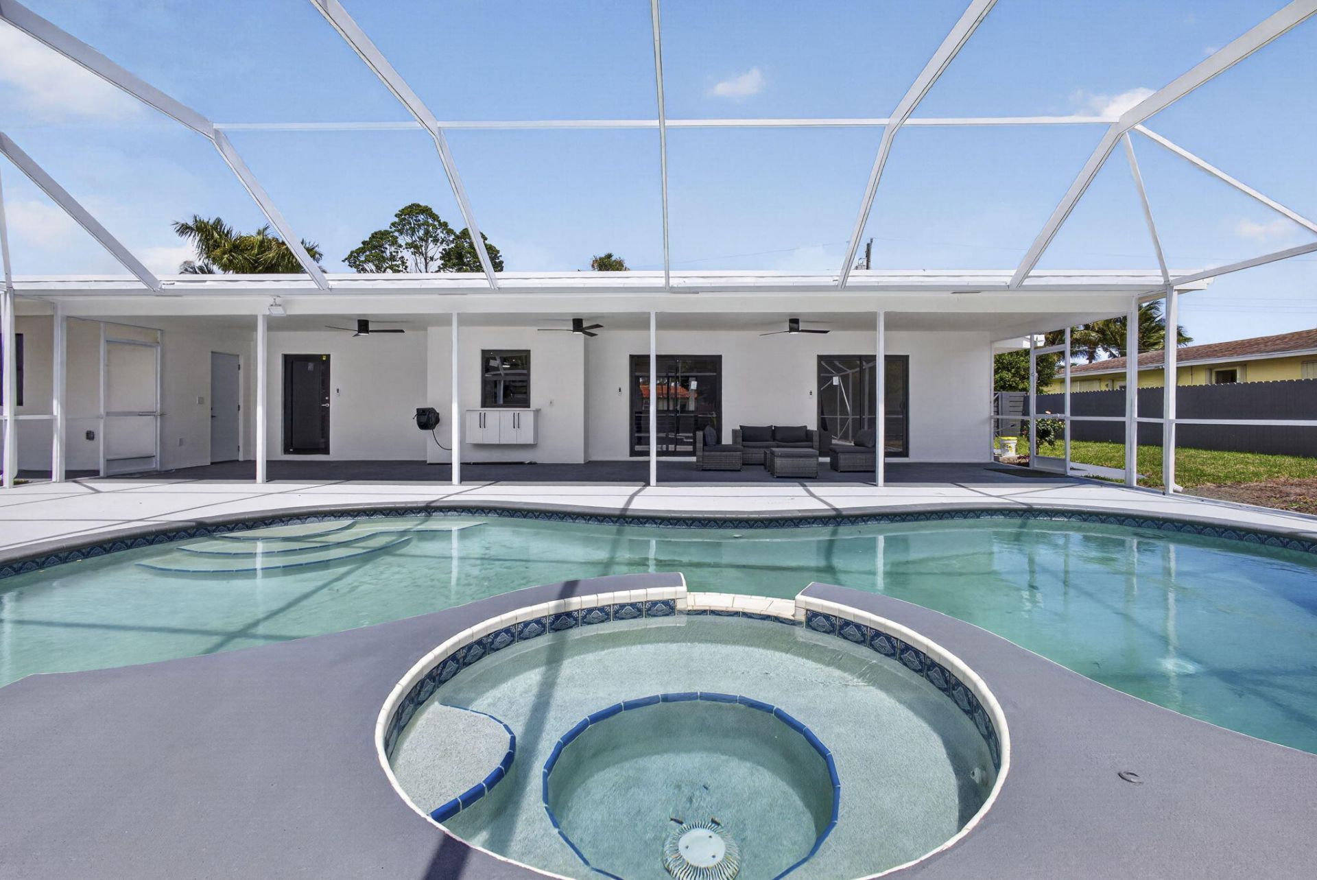 8111 W Lake Drive, Lake Clarke Shores, FL 33406 Photo