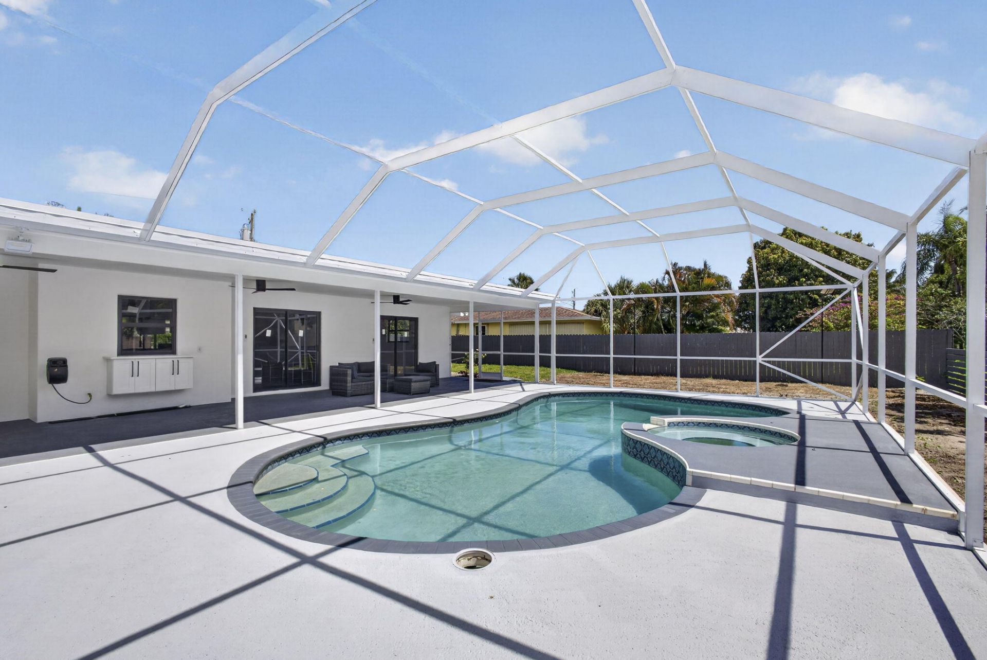 8111 W Lake Drive, Lake Clarke Shores, FL 33406 Photo