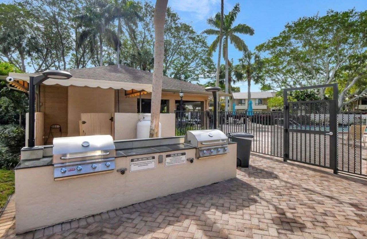 6078 Glendale Drive, Boca Raton, FL 33433 Photo
