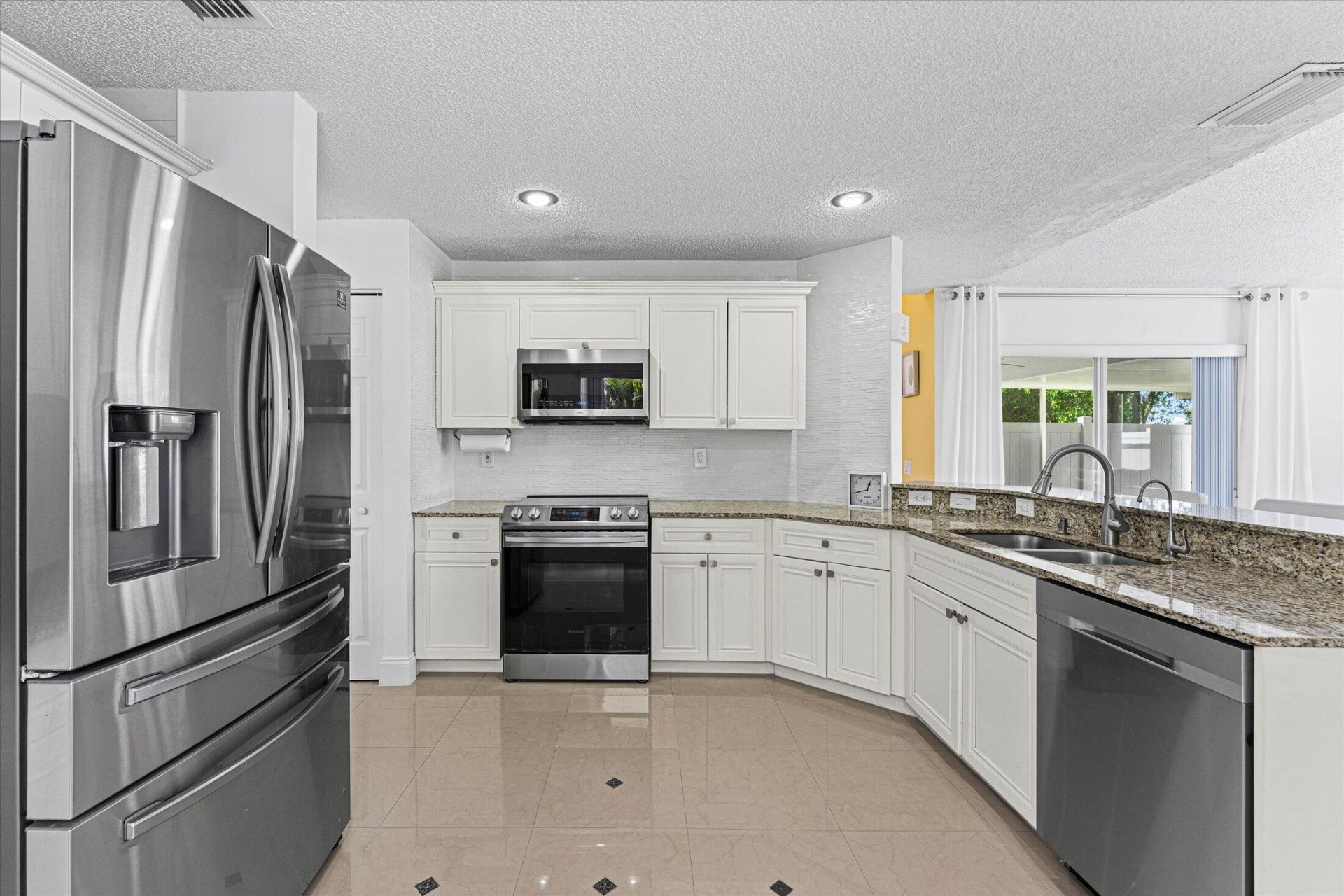 7044 Chesapeake Circle, Boynton Beach, FL 33436 Photo