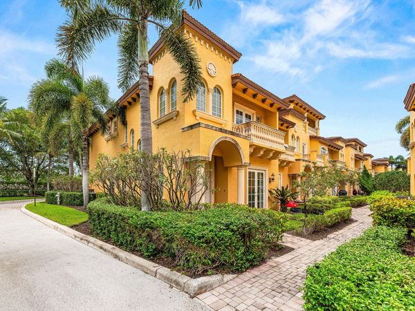 210 NE 69th Circle, Boca Raton, FL 33487