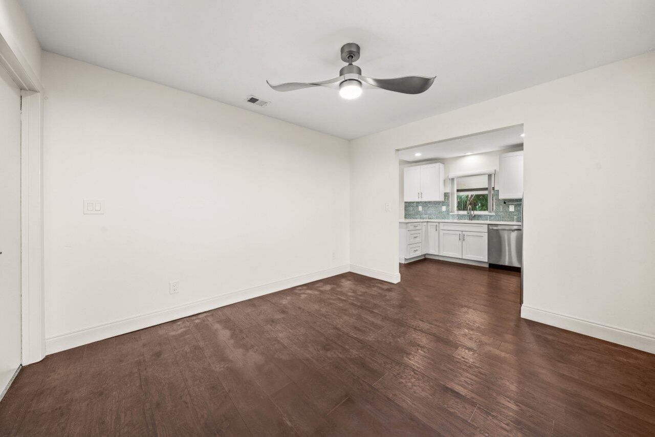 638 SW 4th Avenue, Boynton Beach, FL 33426 Photo