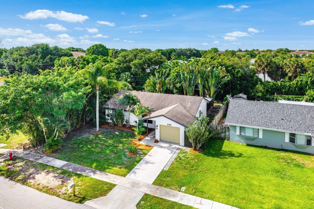 638 SW 4th Avenue, Boynton Beach, FL 33426 Photo
