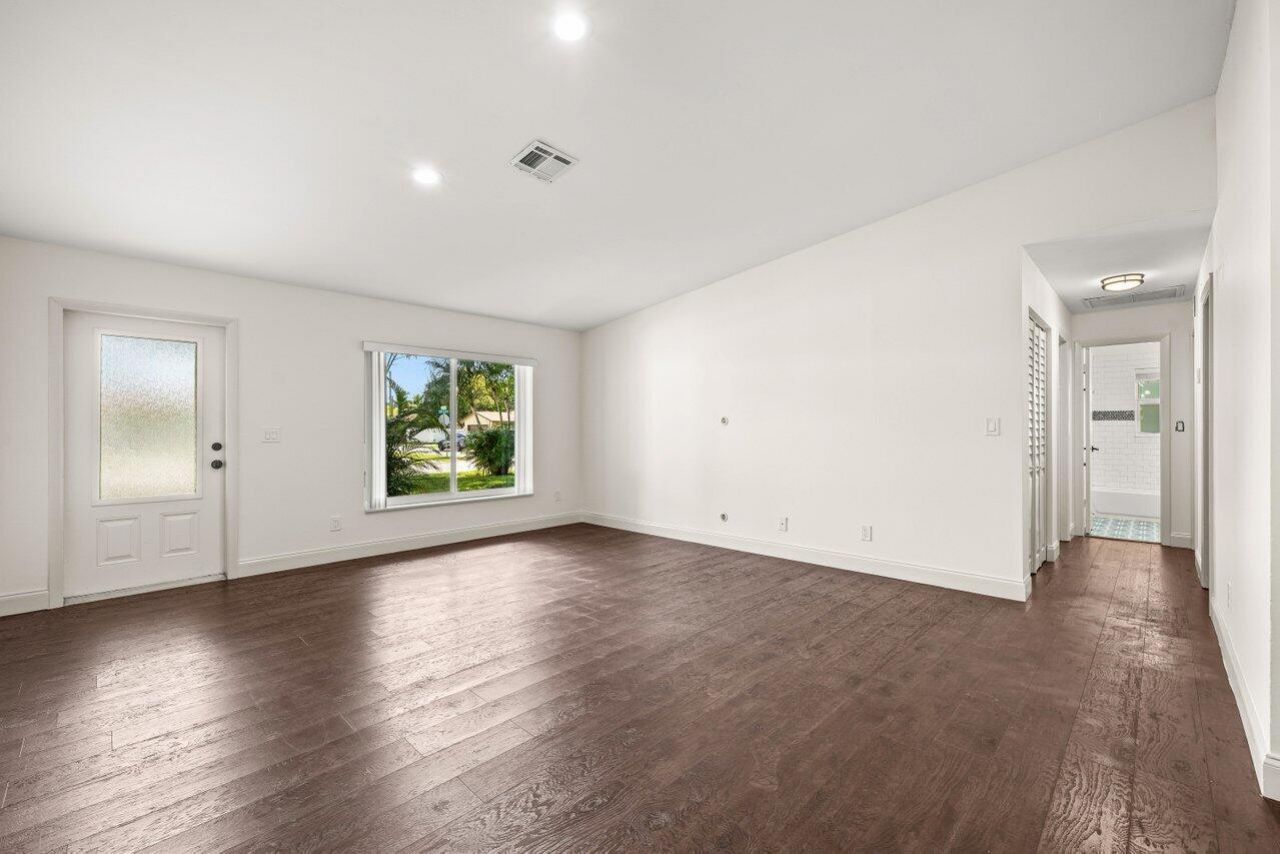 638 SW 4th Avenue, Boynton Beach, FL 33426 Photo
