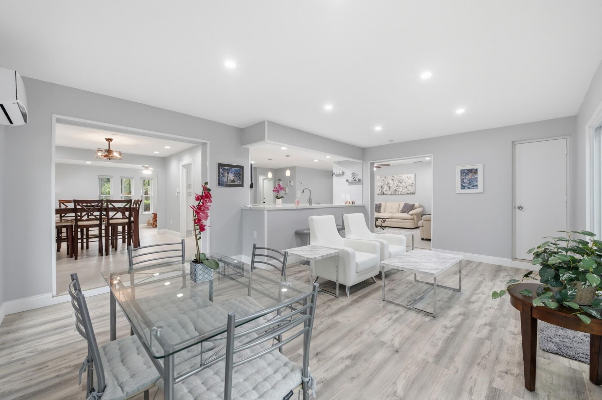 8386 Shadow Wood Boulevard, Coral Springs, FL 33071 Photo