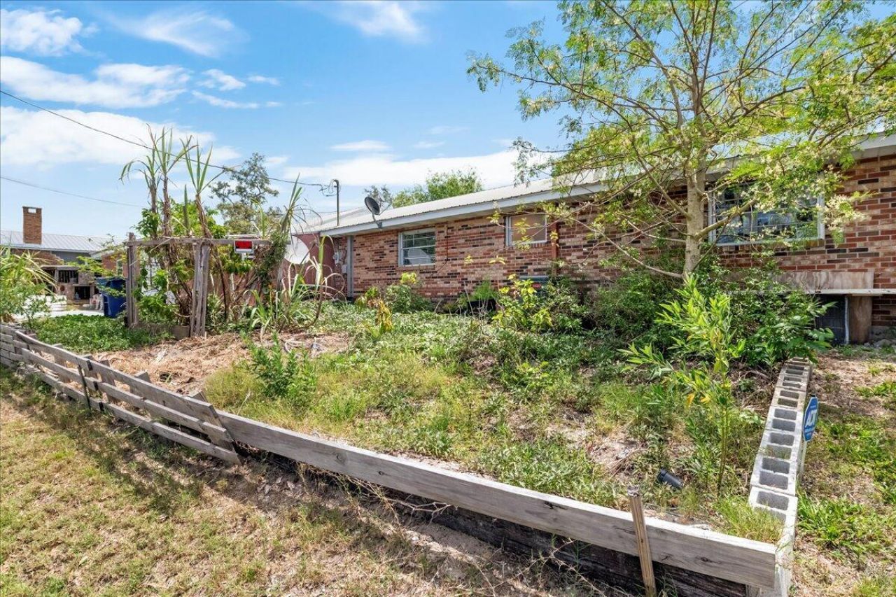 216 Micco Avenue, Sebring, FL 33870 Photo
