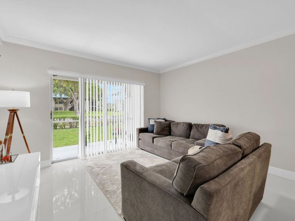 899 SE 2nd Avenue, Unit 120, Deerfield Beach, FL 33441