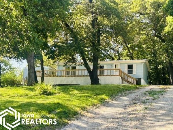 187 Horseshoe Drive, Montezuma, IA 50171
