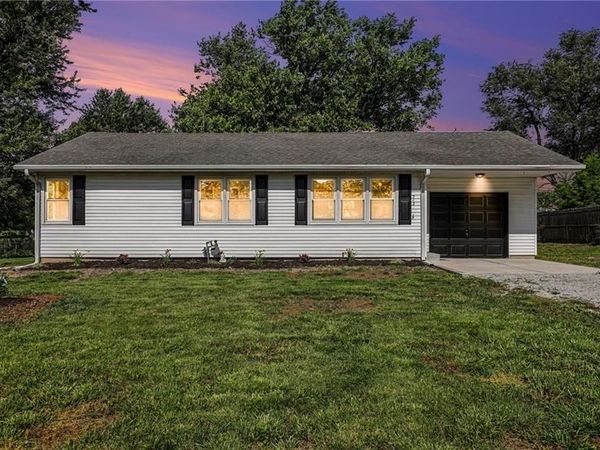 242 S Raum Street, Lawson, MO 64062
