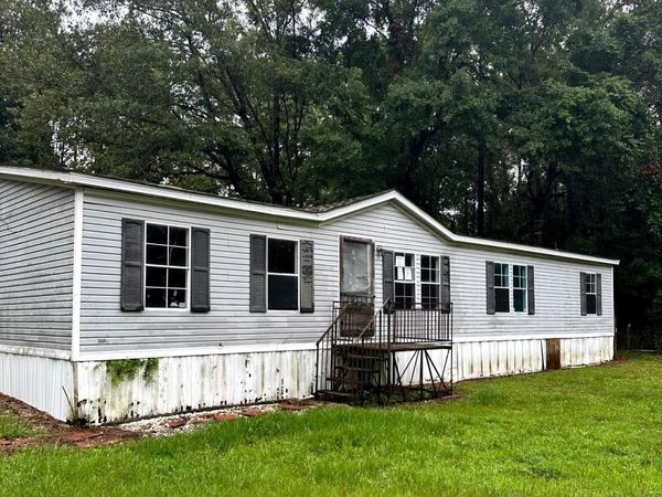 82 Shelton Pearson Road, Picayune, MS 39466