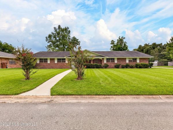 6 Pecan Circle, Long Beach, MS 39560