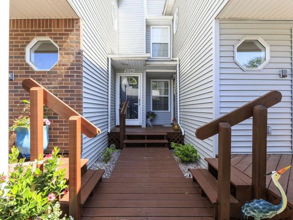 37868 Jefferson Avenue, Harrison Township, MI 48045