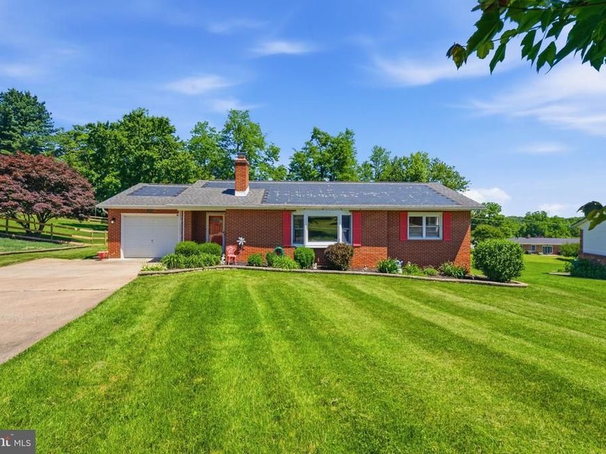 13712 Hillside Avenue , Thurmont, MD 21788 Main Photo