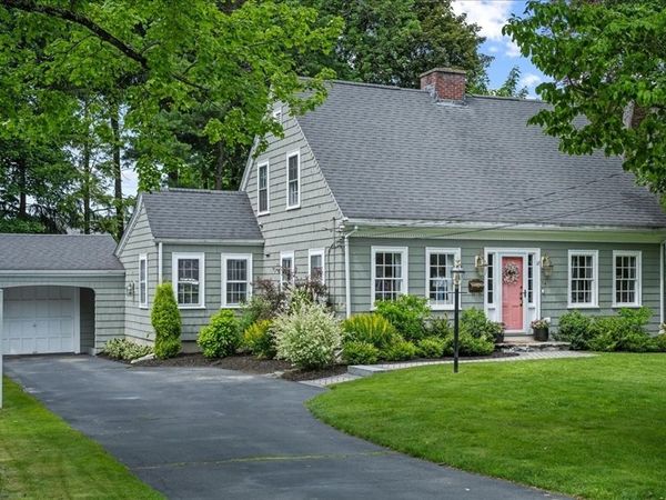14 Kenilworth Rd, Shrewsbury, MA 01545