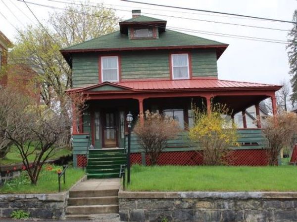 182 Madison Avenue, Berlin, NH 03570