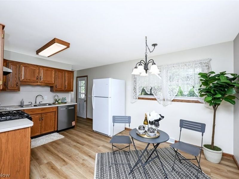 2217 40th Street NE, Canton, OH 44705 Photo 11