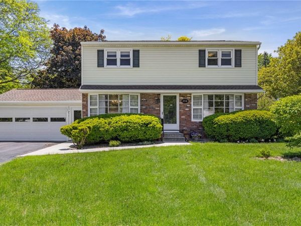 250 Willowcrest Drive , Rochester, NY 14618