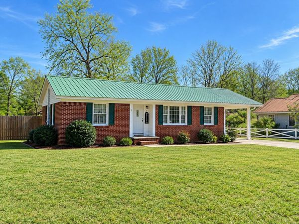 454 White Ave, Henderson, TN 38340