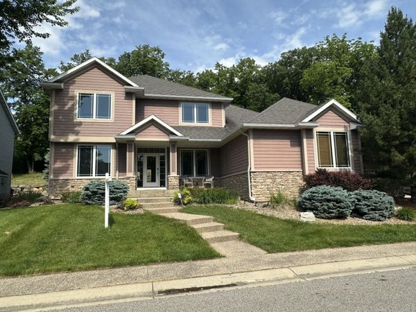 2449 Salem Heights Lane SW, Rochester, MN 55902