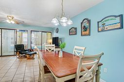 2010 Sand Dunes Dr.  photo 4
