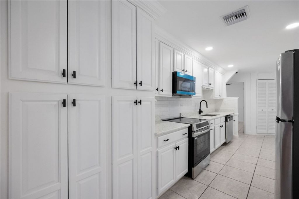 1010 Clearmont Street , Sebastian, FL 32958 Photo