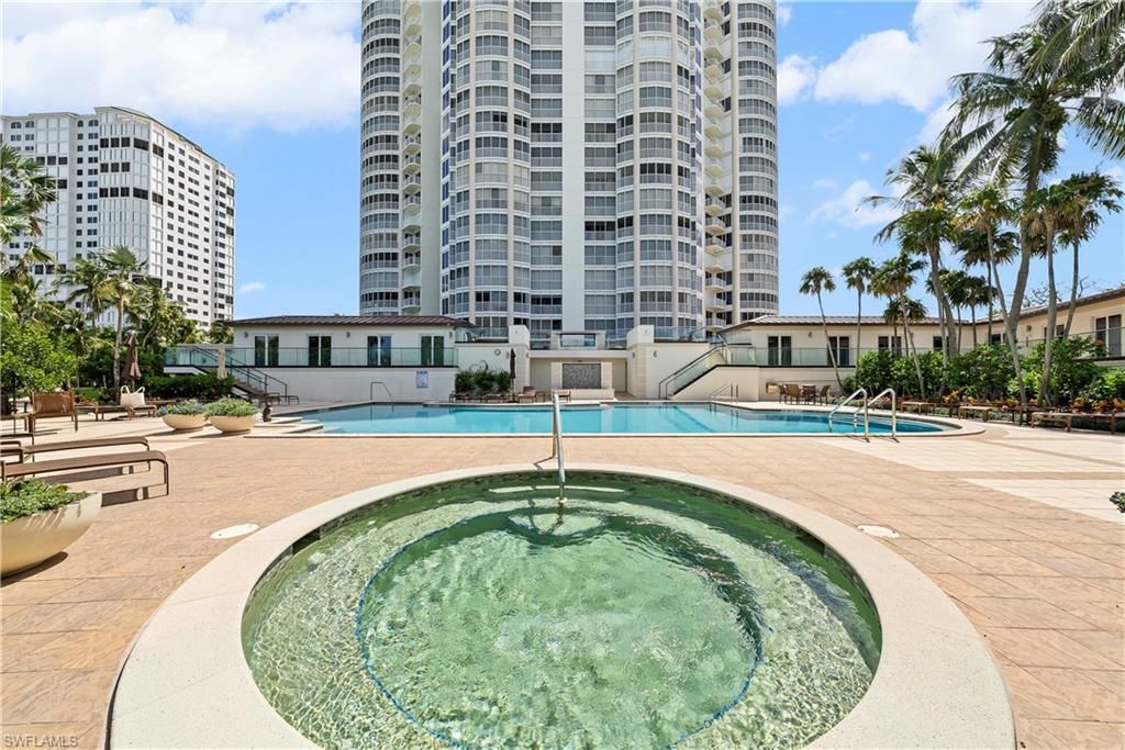 8111 Bay Colony Dr, Unit 1904, Naples, FL 34108 Photo
