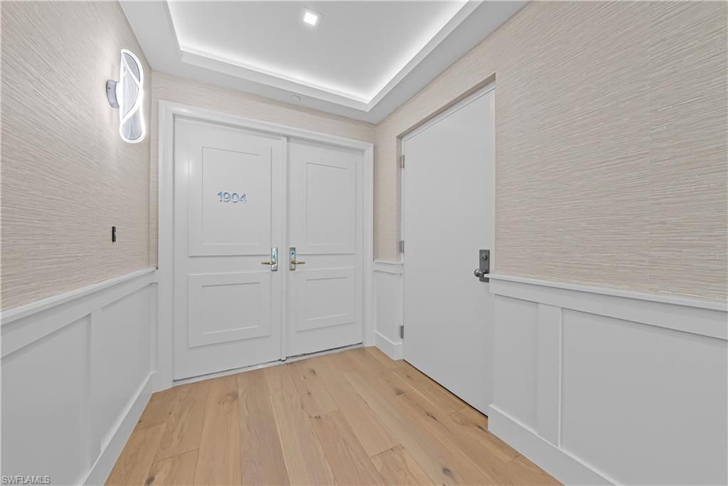 8111 Bay Colony Dr, Unit 1904, Naples, FL 34108 Photo