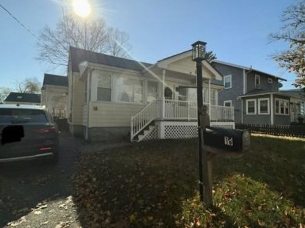 18 Vesey Rd, Randolph, MA 02368