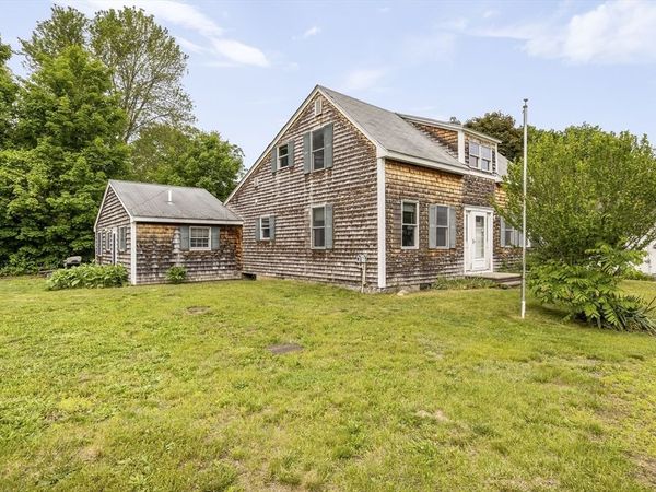 93 Main, Newbury, MA 01922