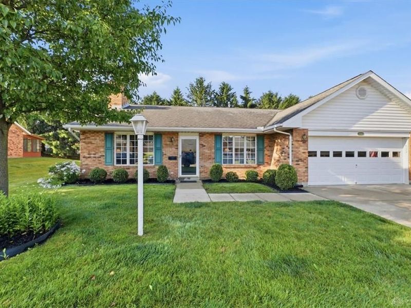 1814 Primrose Lane, Fairborn, OH 45324 Photo 2