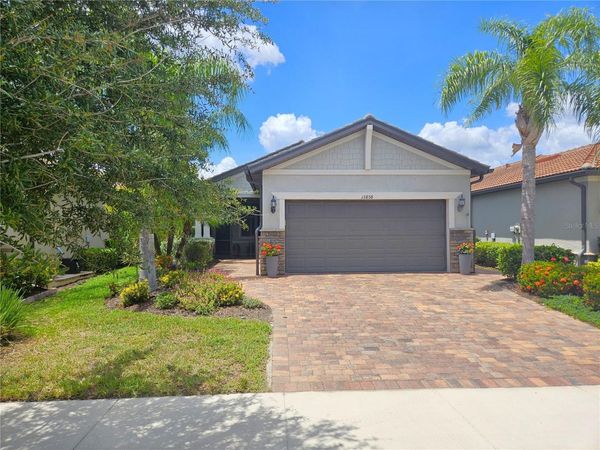 13858 CAMPOLEONE STREET , VENICE, FL 34293