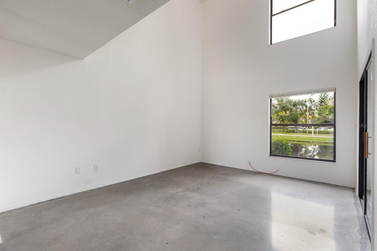 4774 Palermo Court Ne, Unit 4774, Saint Petersburg, FL 33703 Photo