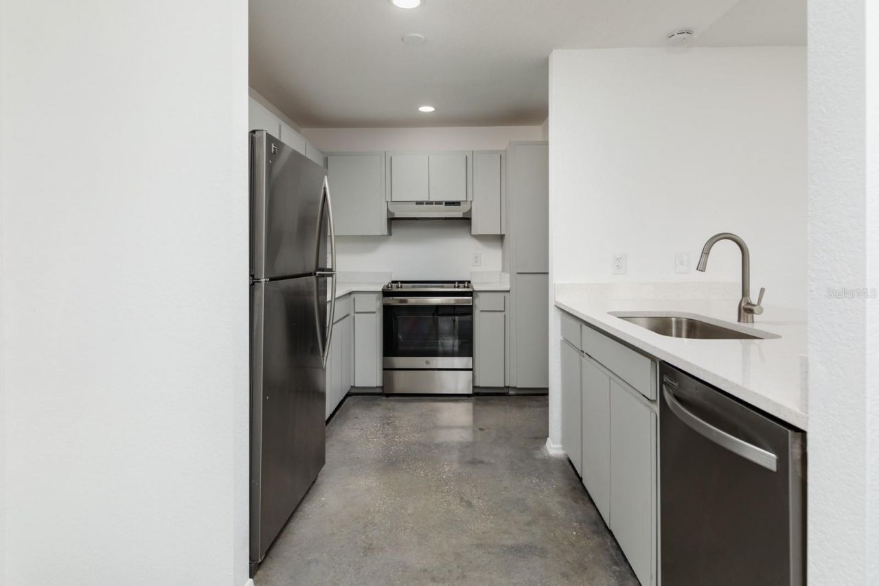 4774 Palermo Court Ne, Unit 4774, Saint Petersburg, FL 33703 Photo