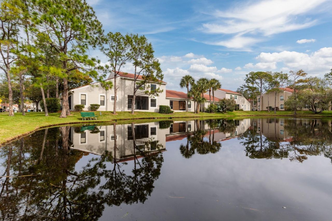 4774 Palermo Court Ne, Unit 4774, Saint Petersburg, FL 33703 Photo