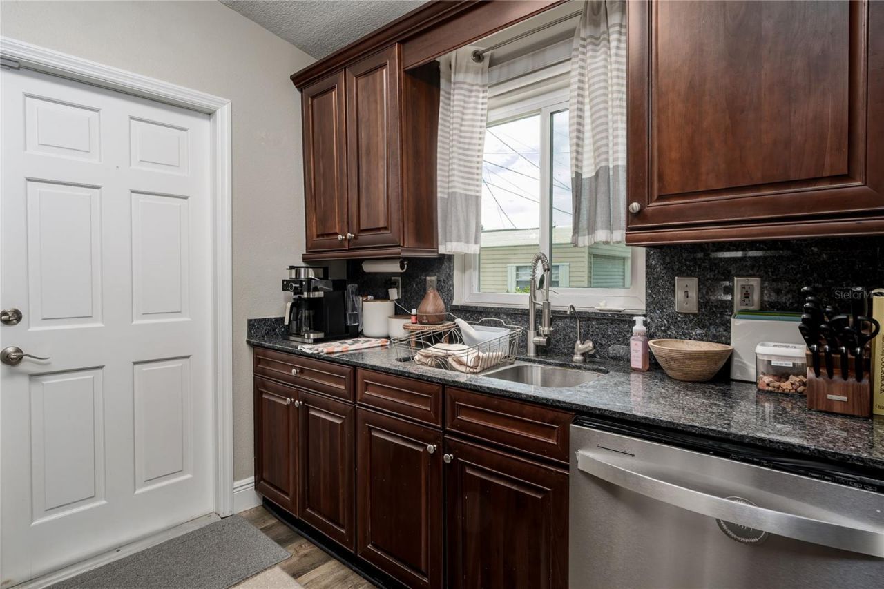 327 43rd Street Boulevard W, Palmetto, FL 34221 Photo
