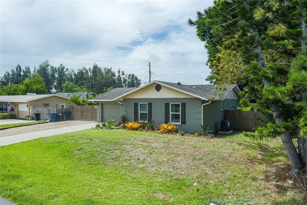 327 43rd Street Boulevard W, Palmetto, FL 34221 Photo