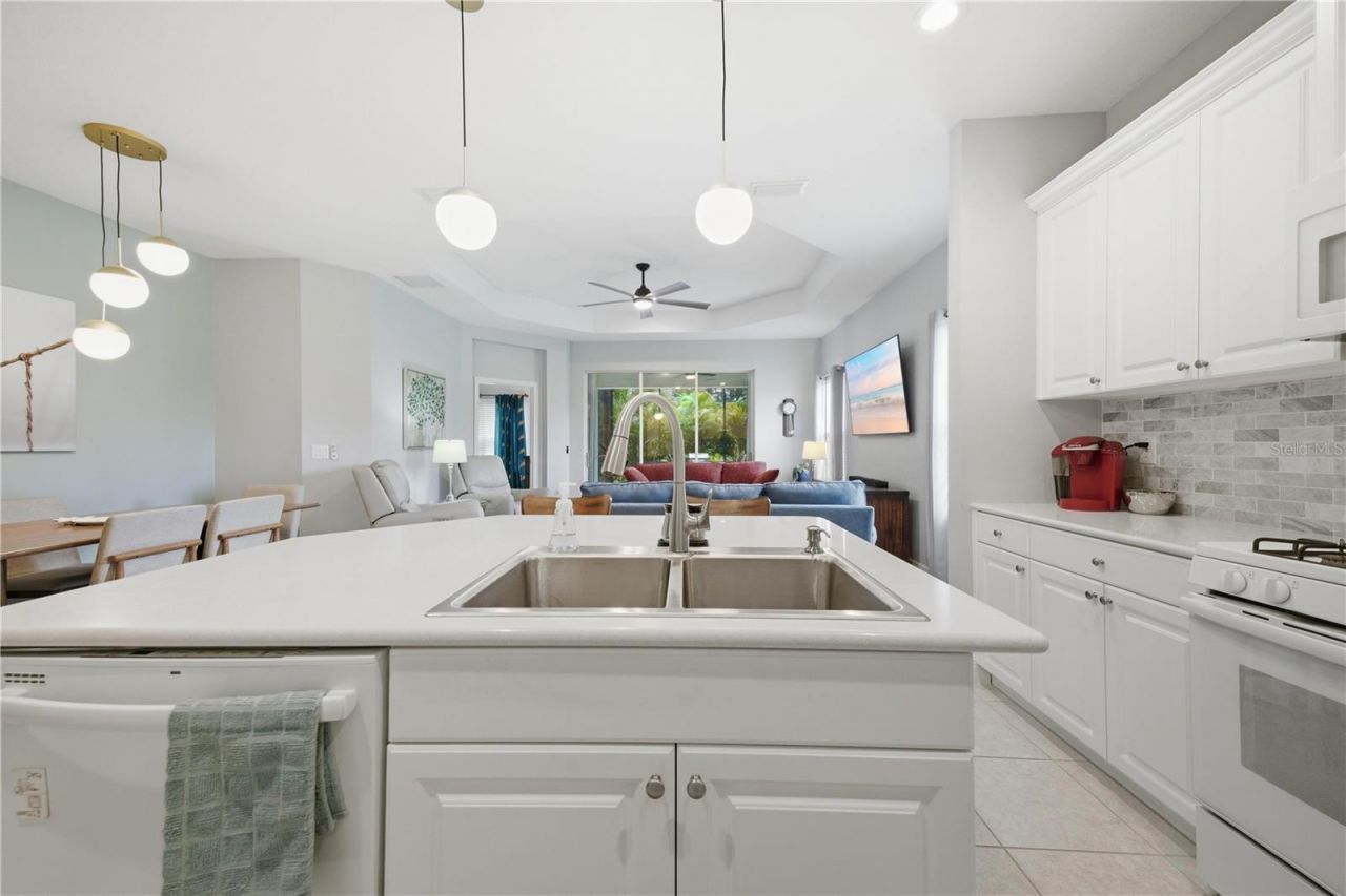 4504 Deep Creek Terrace , Parrish, FL 34219 Photo
