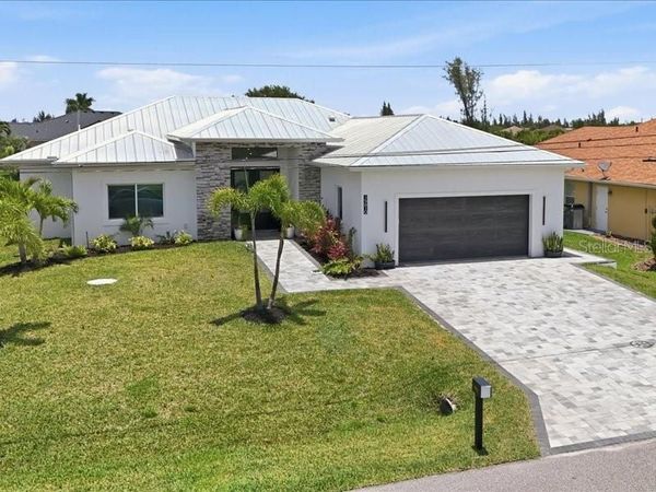 15610 STAUNTON CIRCLE , PORT CHARLOTTE, FL 33981