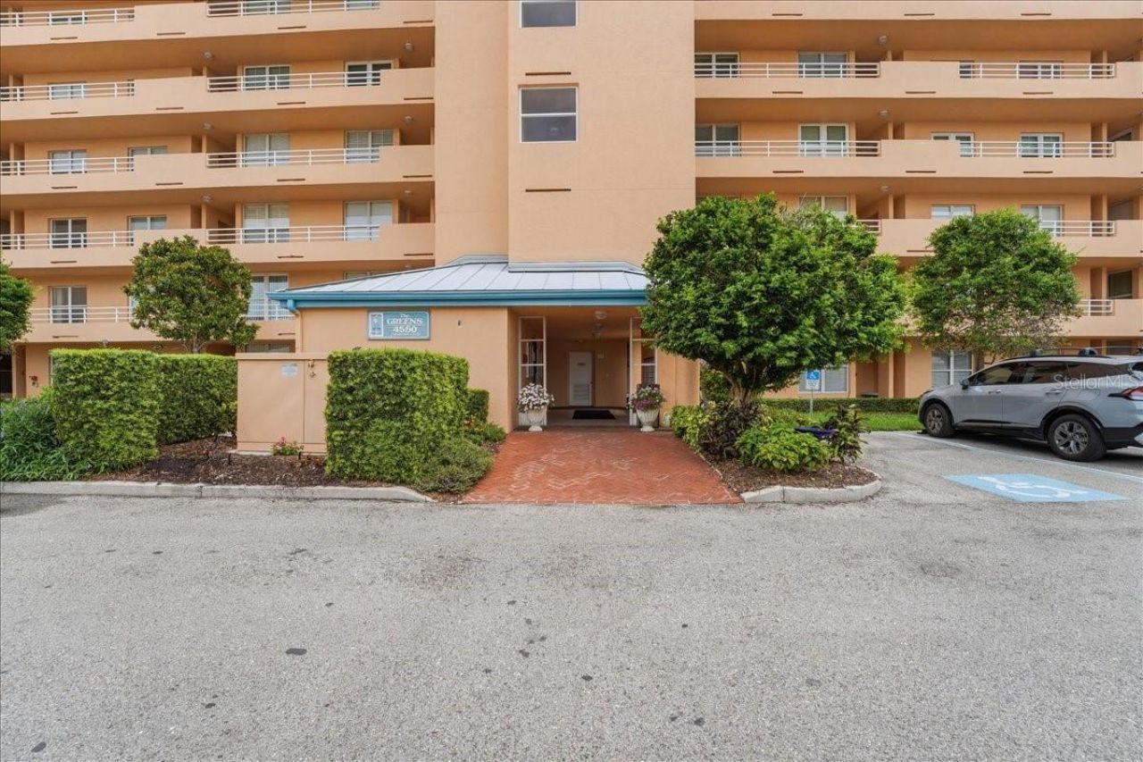 4550 Pinebrook Cir , Unit 506, Bradenton, FL 34209 Photo