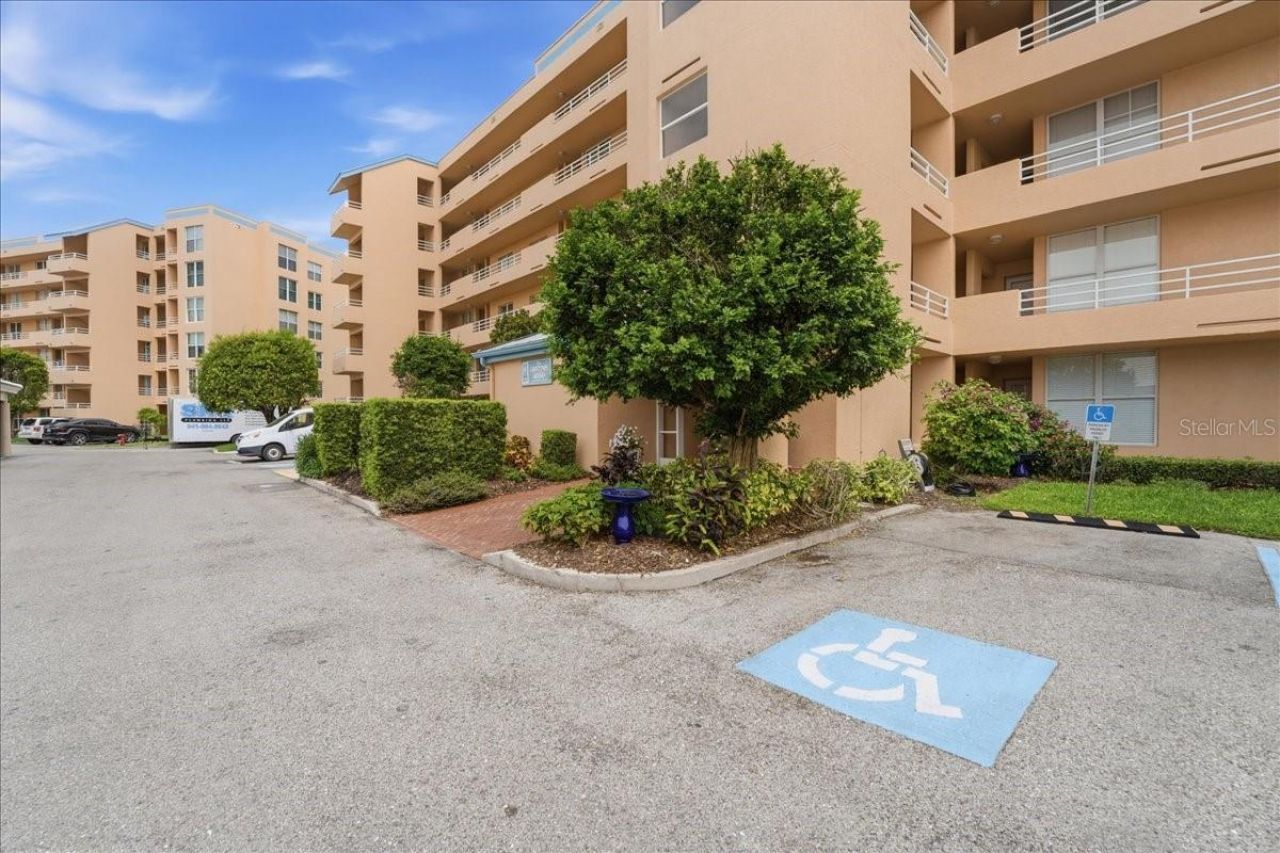 4550 Pinebrook Cir , Unit 506, Bradenton, FL 34209 Photo