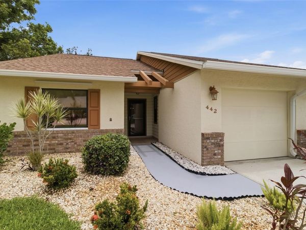 442 PENDLETON DRIVE , VENICE, FL 34292