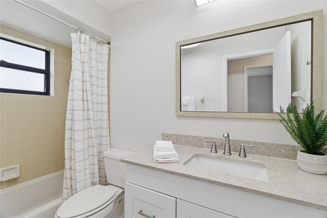 442 Pendleton Drive , Venice, FL 34292 Photo