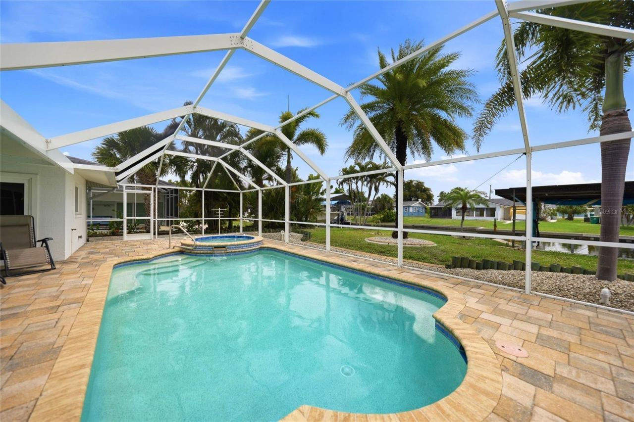 1433 Lemon Bay Drive, Englewood, FL 34223 Photo