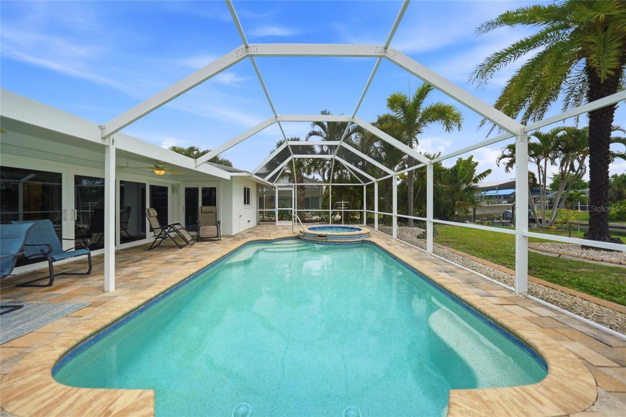 1433 Lemon Bay Drive, Englewood, FL 34223 Photo