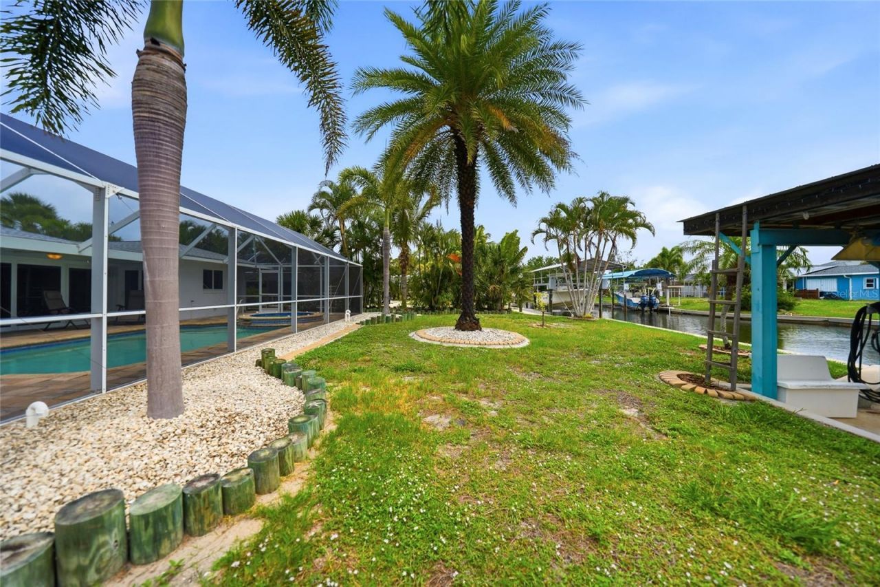 1433 Lemon Bay Drive, Englewood, FL 34223 Photo
