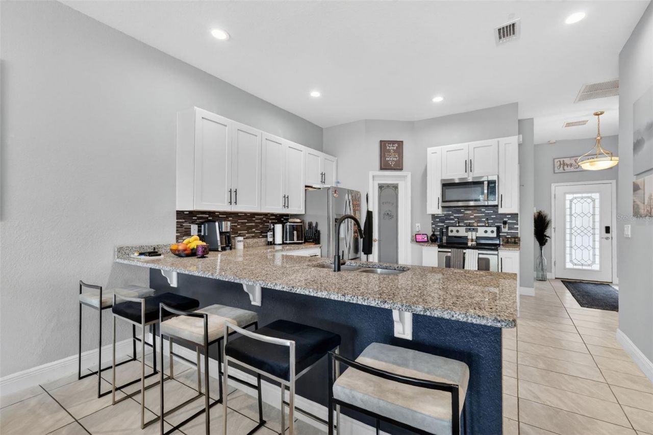 1028 Green Gate Boulevard , Groveland, FL 34736 Photo