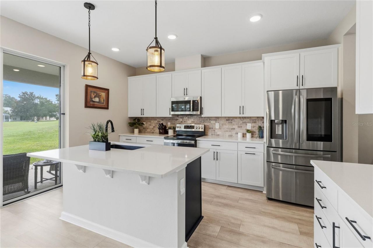 10105 Spring Lake Drive , Clermont, FL 34711 Photo