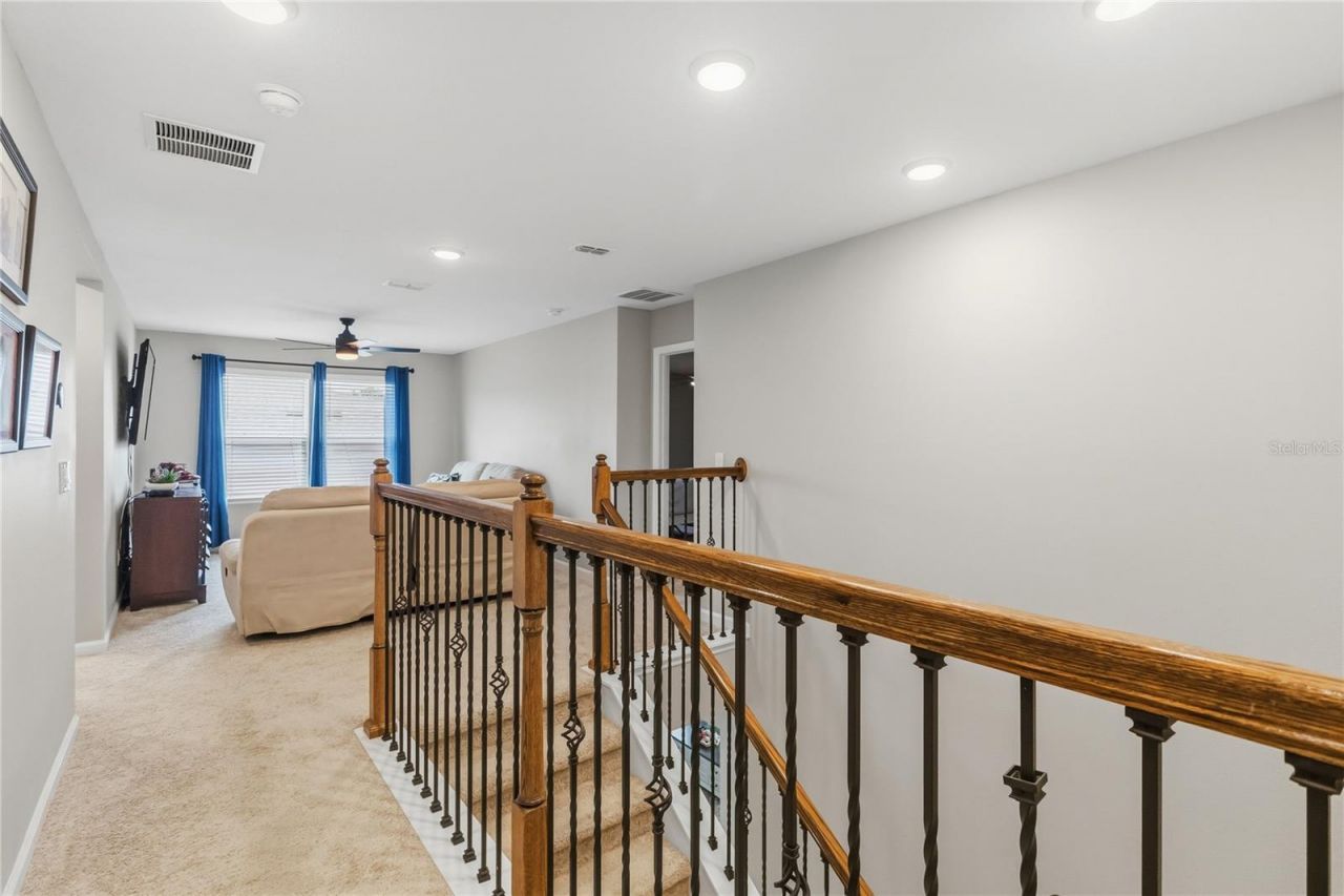 10105 Spring Lake Drive , Clermont, FL 34711 Photo